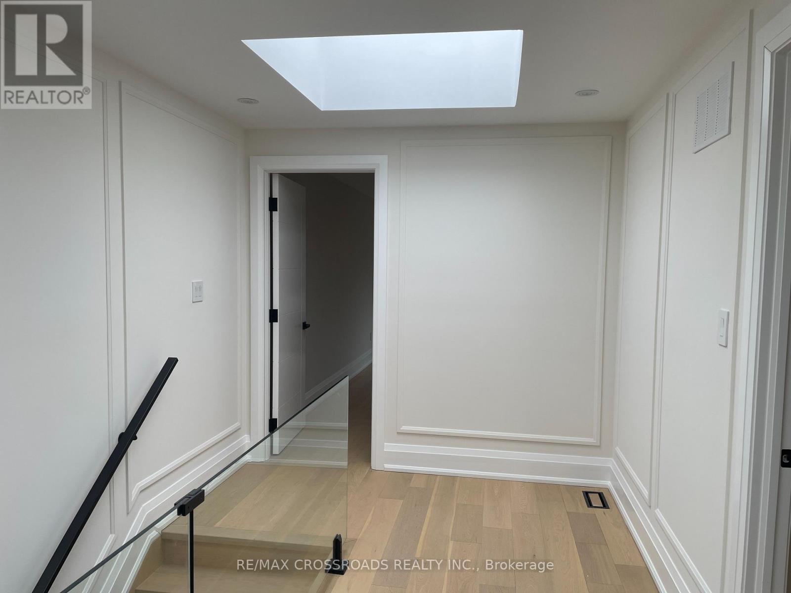 790 B Midland Avenue, Toronto, Ontario  M1K 4E7 - Photo 12 - E13140726