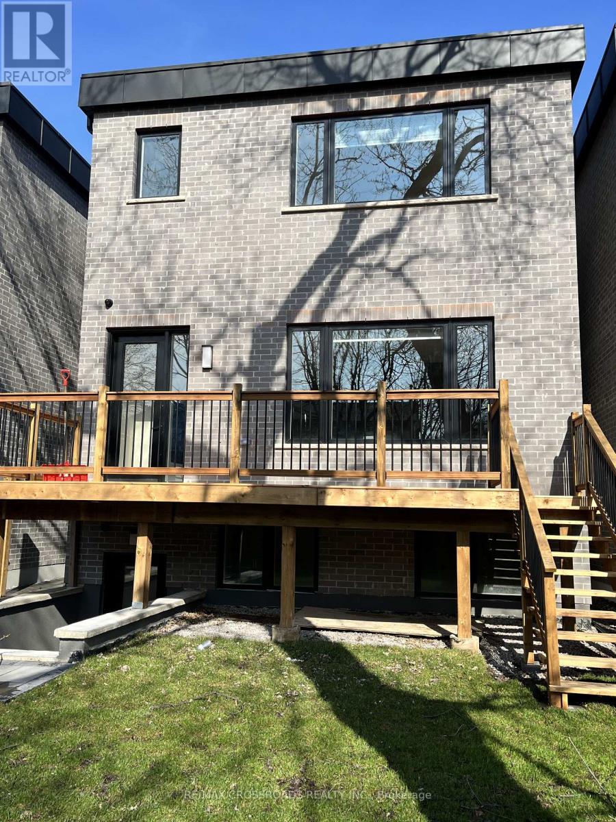 790 B Midland Avenue, Toronto, Ontario  M1K 4E7 - Photo 27 - E13140726