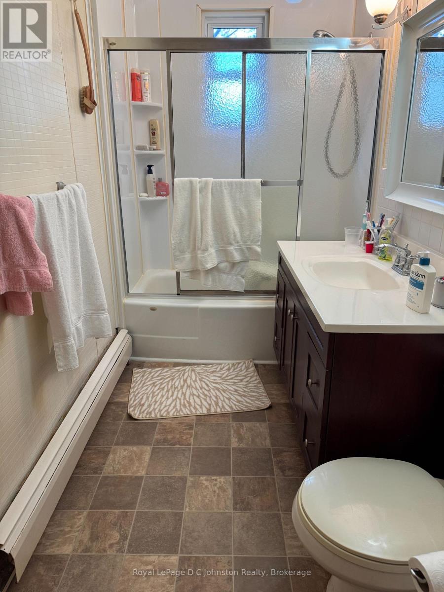 191 Breadalbane Street S, Saugeen Shores, Ontario  N0H 2L0 - Photo 10 - X13140722
