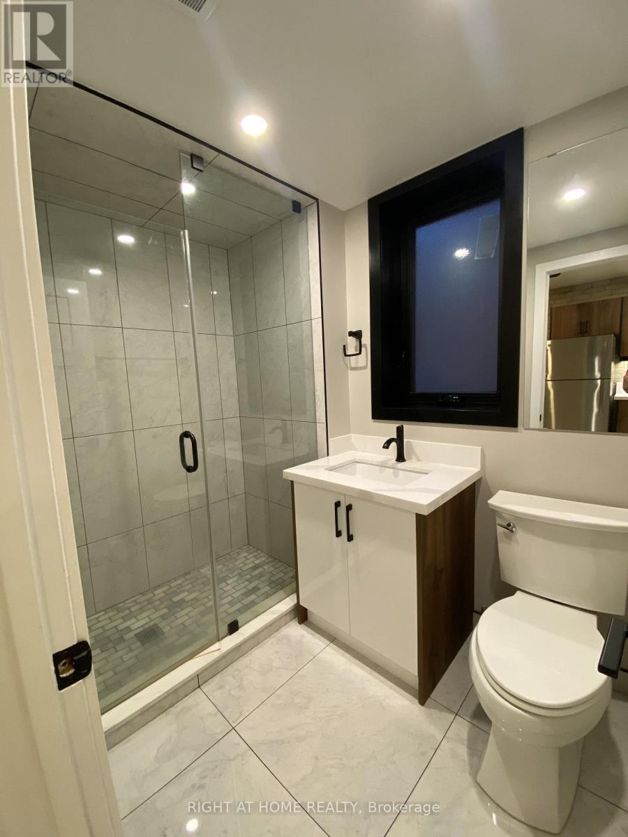 1 - 363 Parkside Drive, Toronto, Ontario  M6R 2Z5 - Photo 8 - W13140728