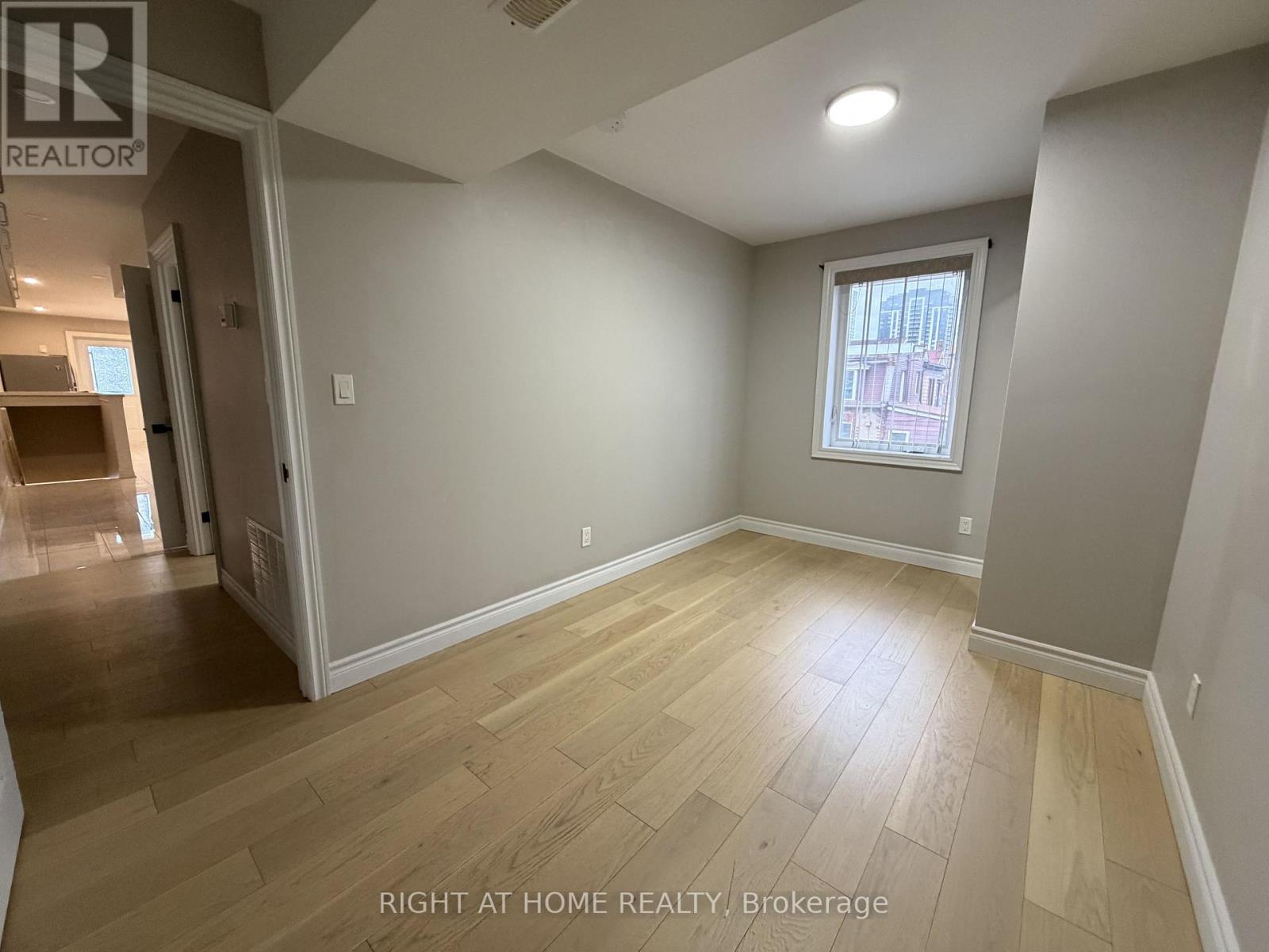 1 - 1543 Dupont Street, Toronto, Ontario  M6P 3S5 - Photo 5 - W13140730