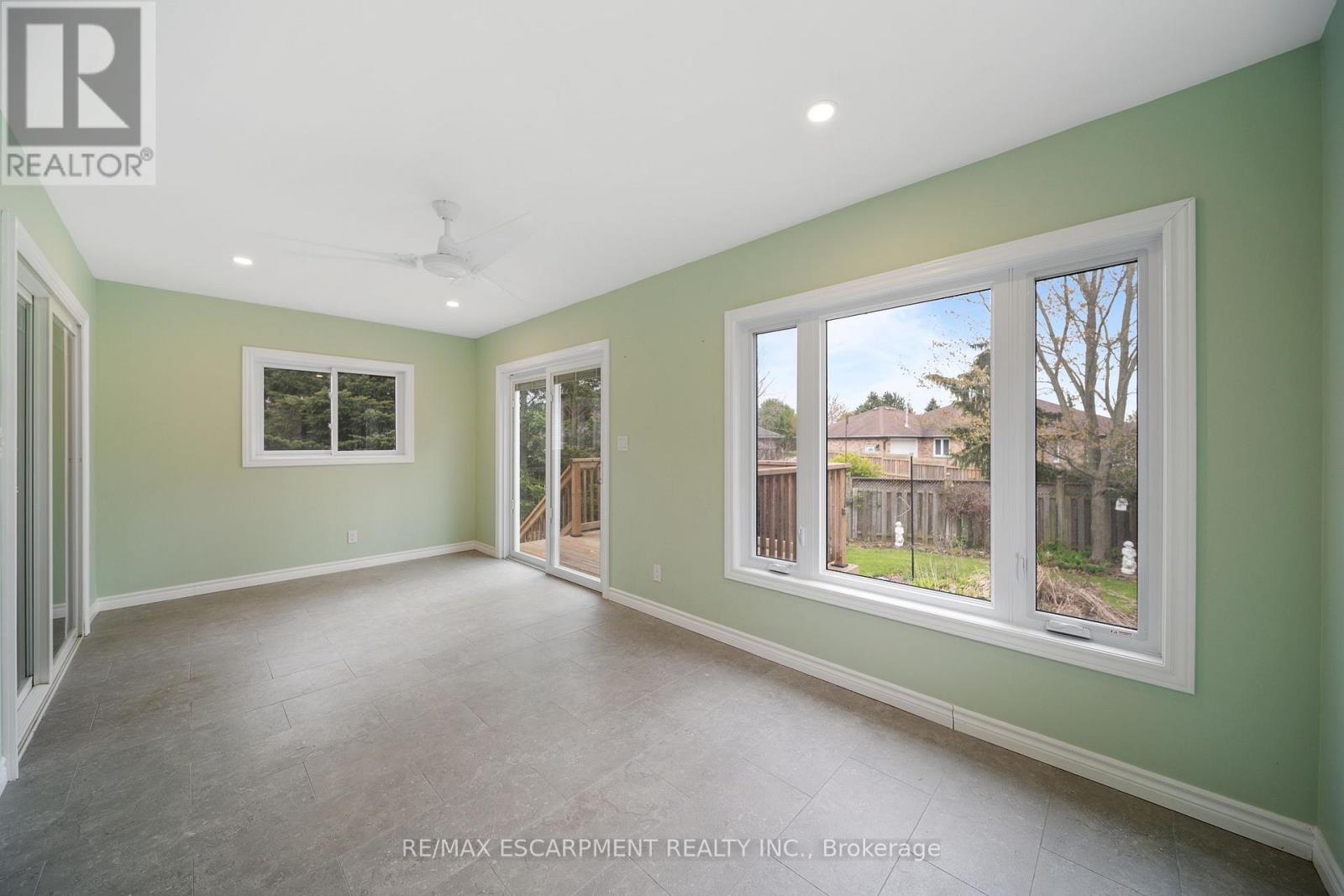 16 Macpherson Drive, Brant, Ontario  N3L 4B6 - Photo 14 - X13140676