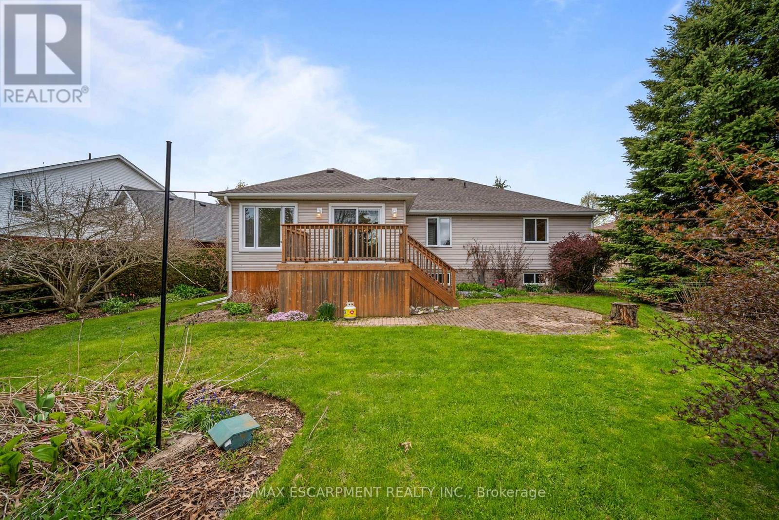 16 Macpherson Drive, Brant, Ontario  N3L 4B6 - Photo 38 - X13140676