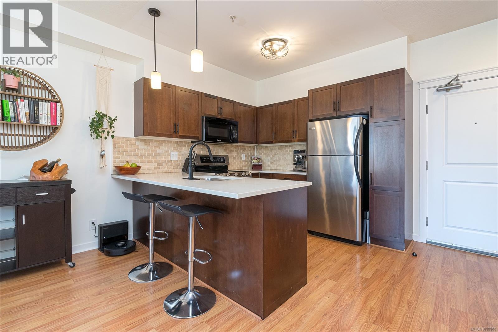 304 2220 Sooke Rd, Colwood, British Columbia  V9B 0G9 - Photo 9 - 1033355
