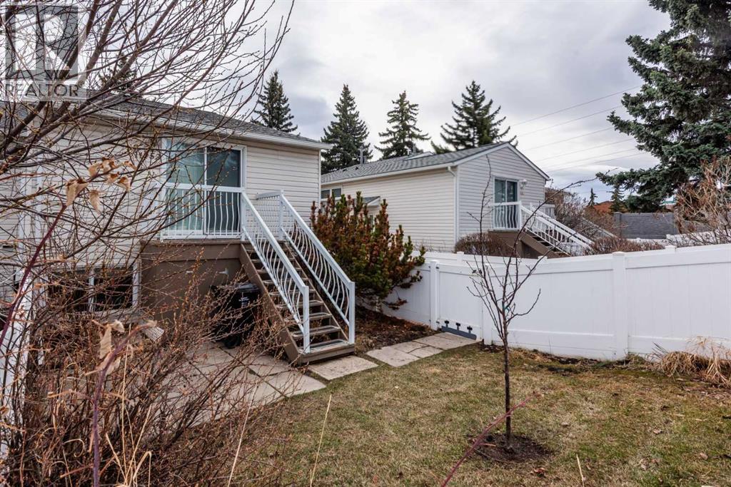 11452 8 Street SW, Calgary, Alberta  T2W 4J5 - Photo 2 - A2289821