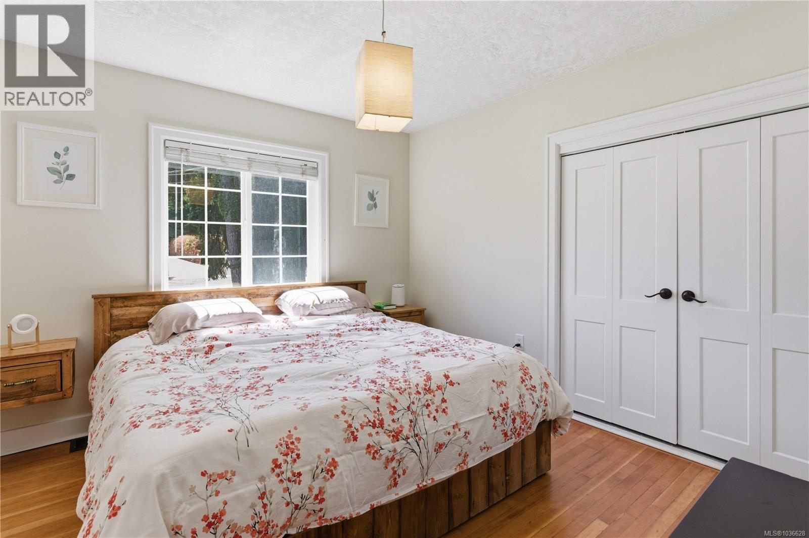 930 Lodge Ave, Saanich, British Columbia  V8X 3A8 - Photo 10 - 1036628