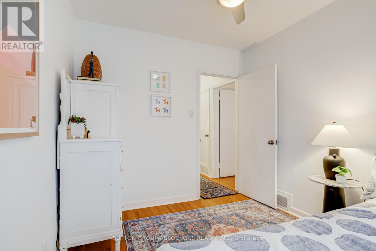 32a Vermont Avenue, Toronto, Ontario  M6G 1X7 - Photo 26 - C13140742