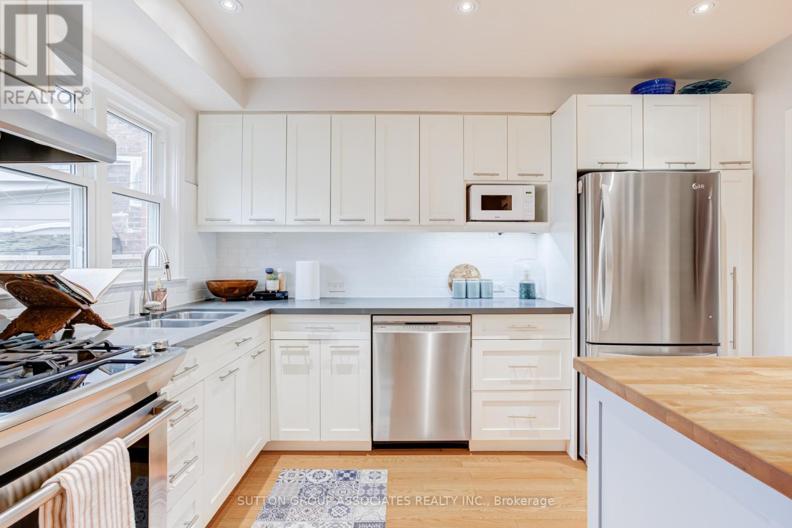 32a Vermont Avenue, Toronto, Ontario  M6G 1X7 - Photo 9 - C13140742