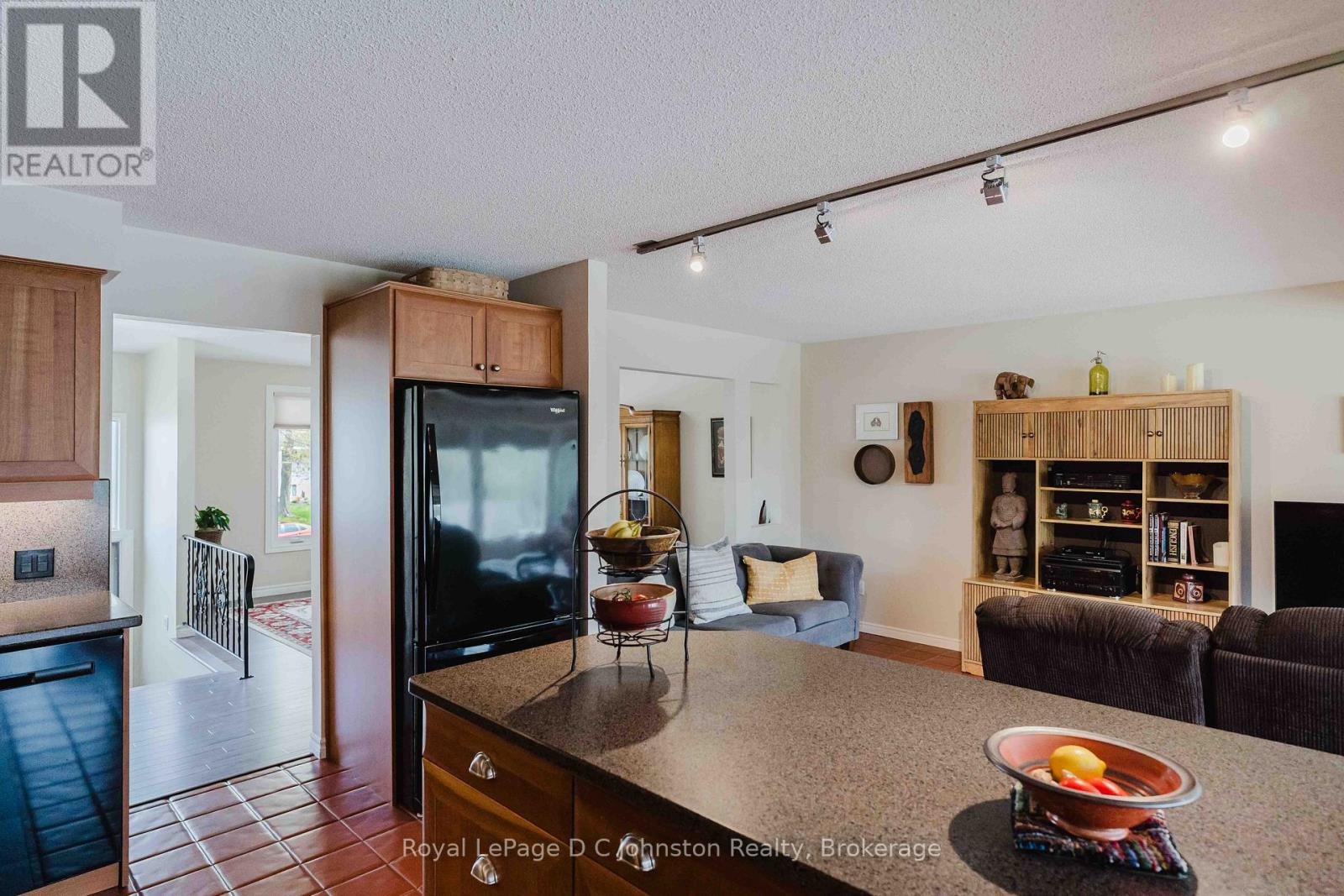343 Maple Drive, Saugeen Shores, Ontario  N0H 2C4 - Photo 9 - X13140744