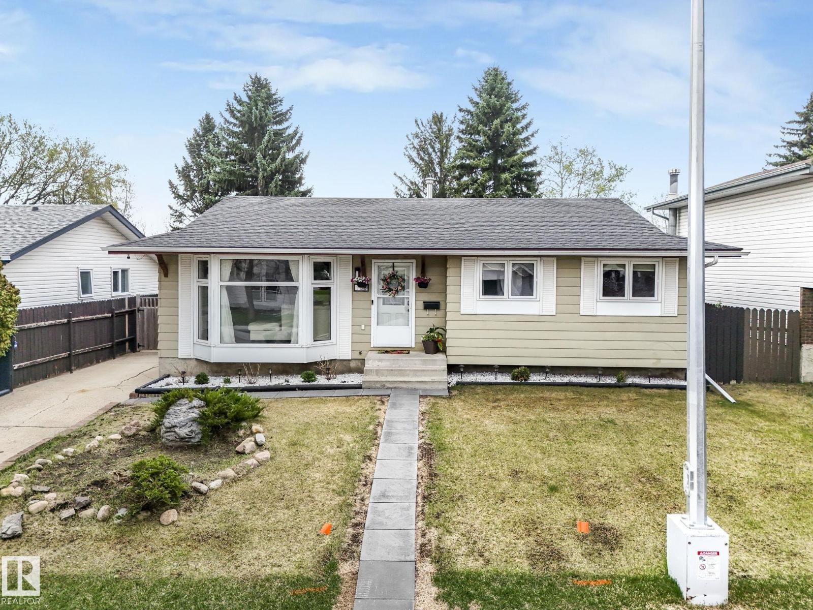 168 Humberstone Rd Nw, Edmonton, Alberta  T5A 4C6 - Photo 66 - E4488446