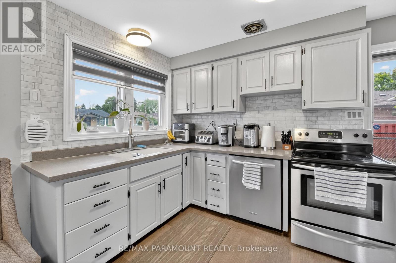 250 Avondale Boulevard, Brampton, Ontario  L6T 1J4 - Photo 14 - W13140734