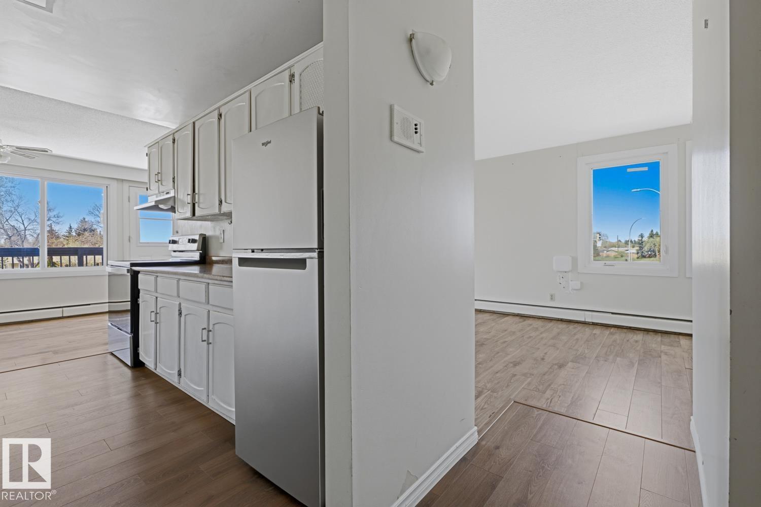 #212 7815 159 St Nw, Edmonton, Alberta  T5R 2E1 - Photo 3 - E4488448