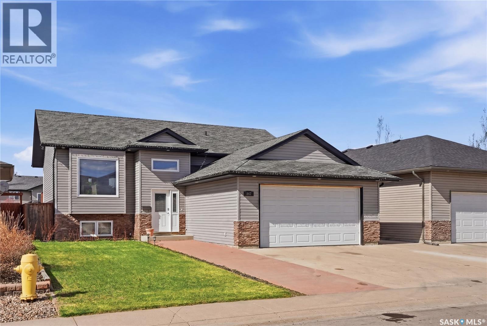 817 Columbia WAY, Martensville, Saskatchewan
