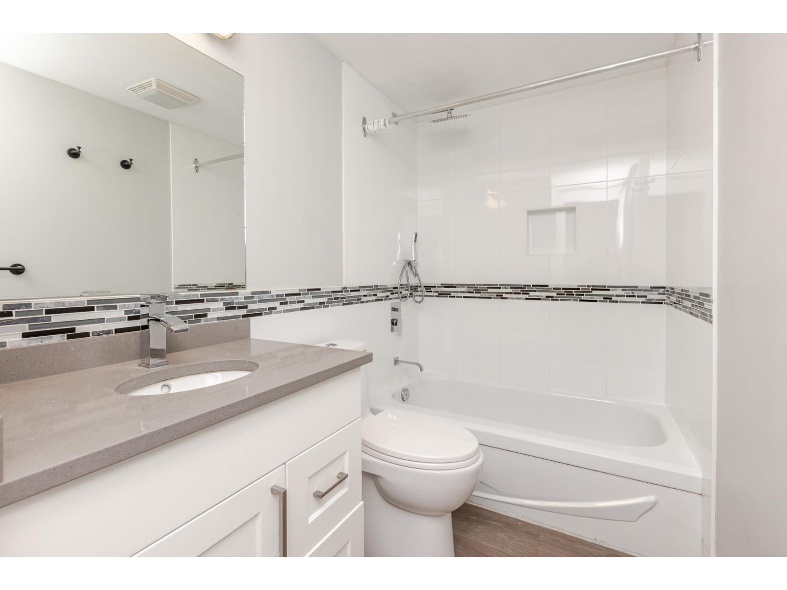 214 5906 176a Street, Surrey, British Columbia  V3S 4H7 - Photo 24 - R3124406