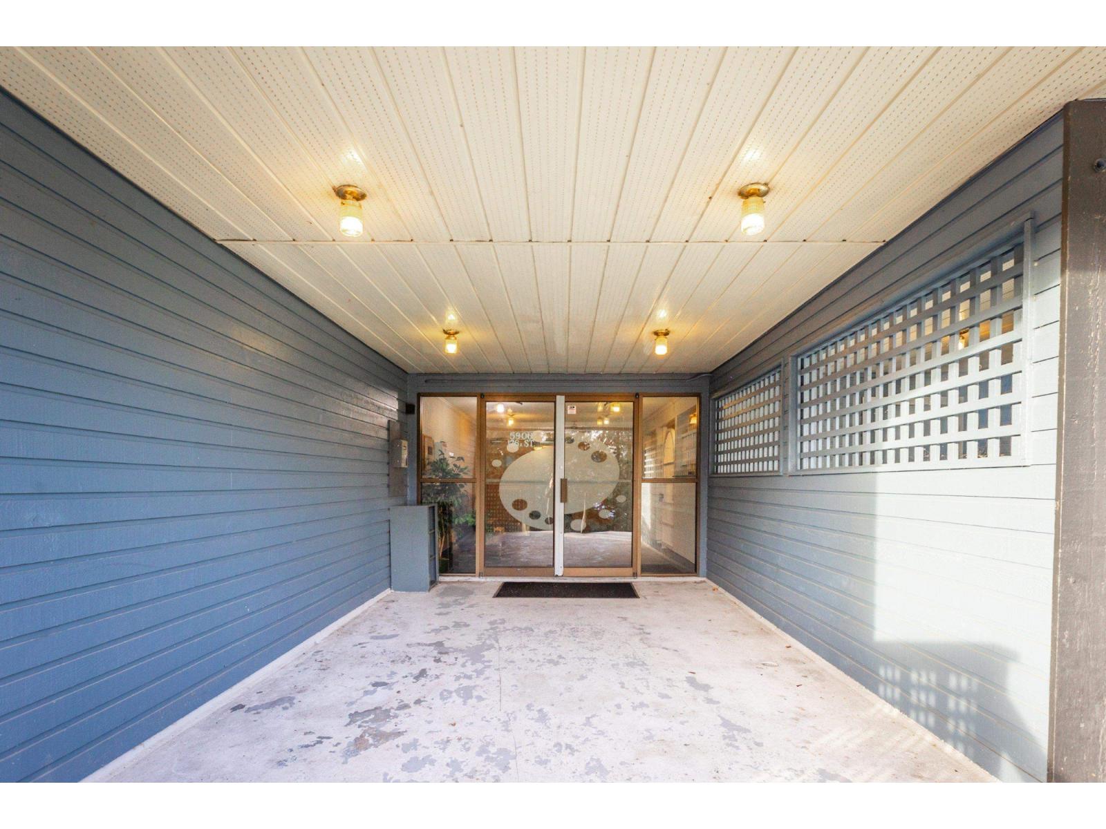 214 5906 176a Street, Surrey, British Columbia  V3S 4H7 - Photo 4 - R3124406