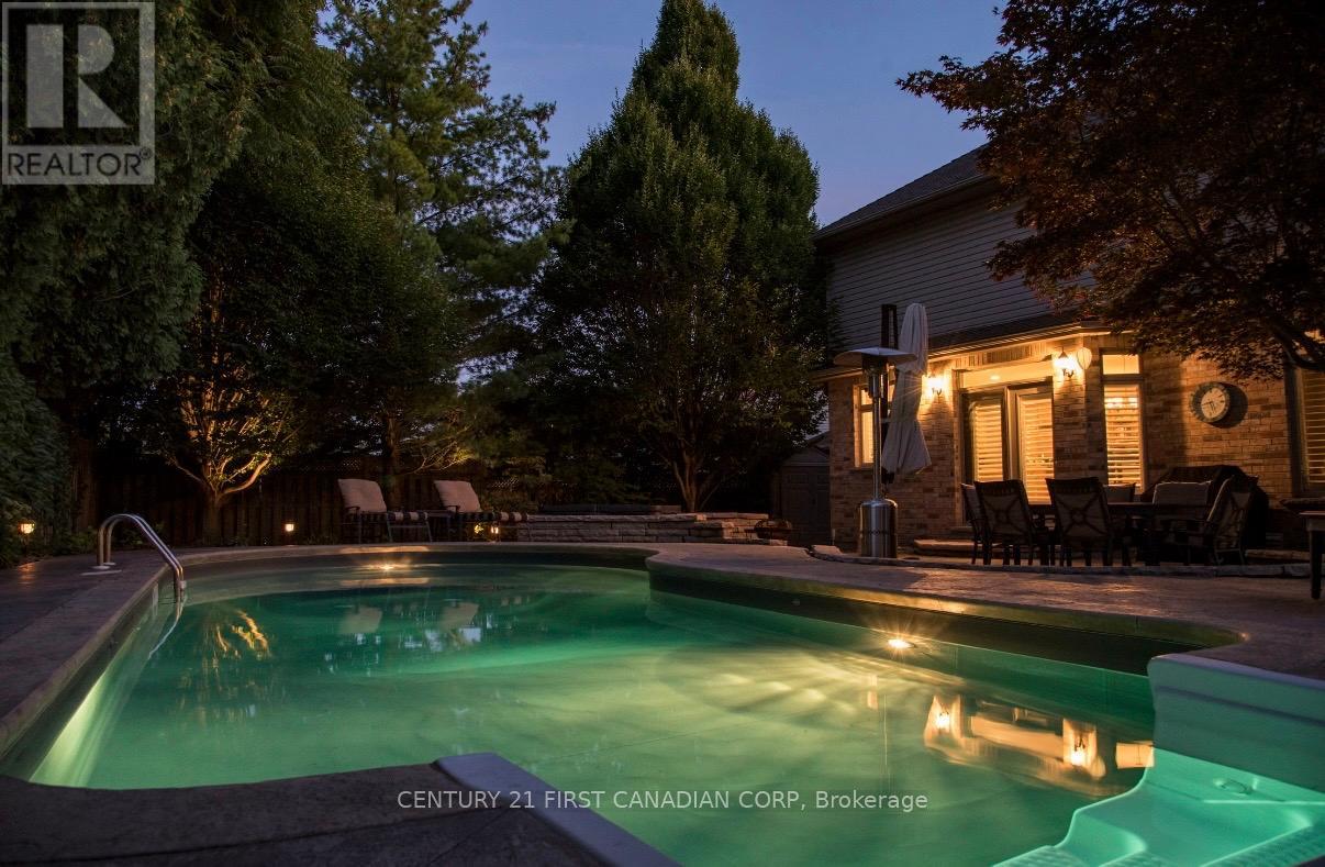 10 Bassenthwaite Crescent, London North, Ontario  N6G 4V5 - Photo 12 - X13140750