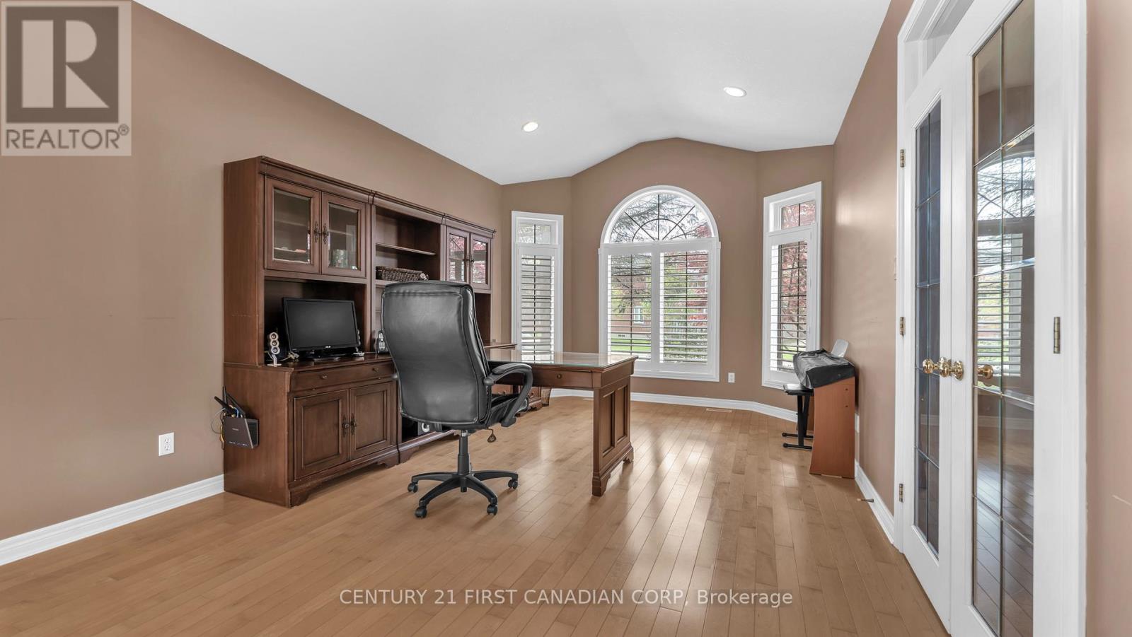 10 Bassenthwaite Crescent, London North, Ontario  N6G 4V5 - Photo 22 - X13140750