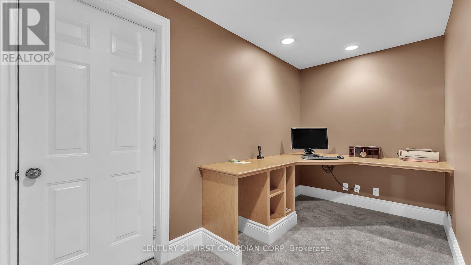 10 Bassenthwaite Crescent, London North, Ontario  N6G 4V5 - Photo 35 - X13140750