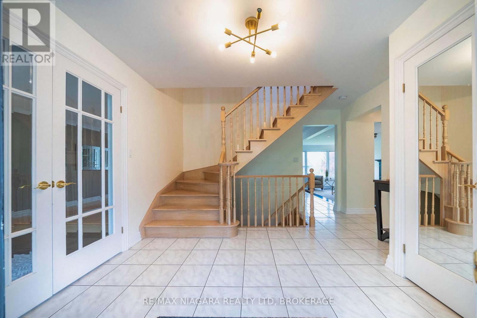2 Mcclure Crescent, Thorold, Ontario  L2V 4B6 - Photo 5 - X13140792