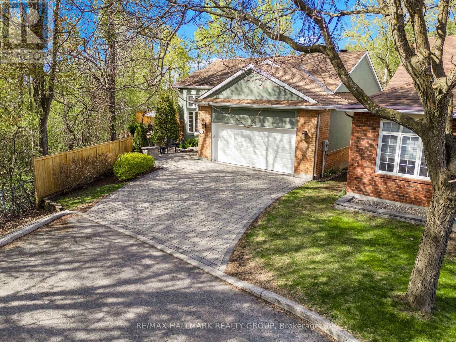 59 Paxton Lane, Ottawa, Ontario  K1B 1B7 - Photo 3 - X13129158
