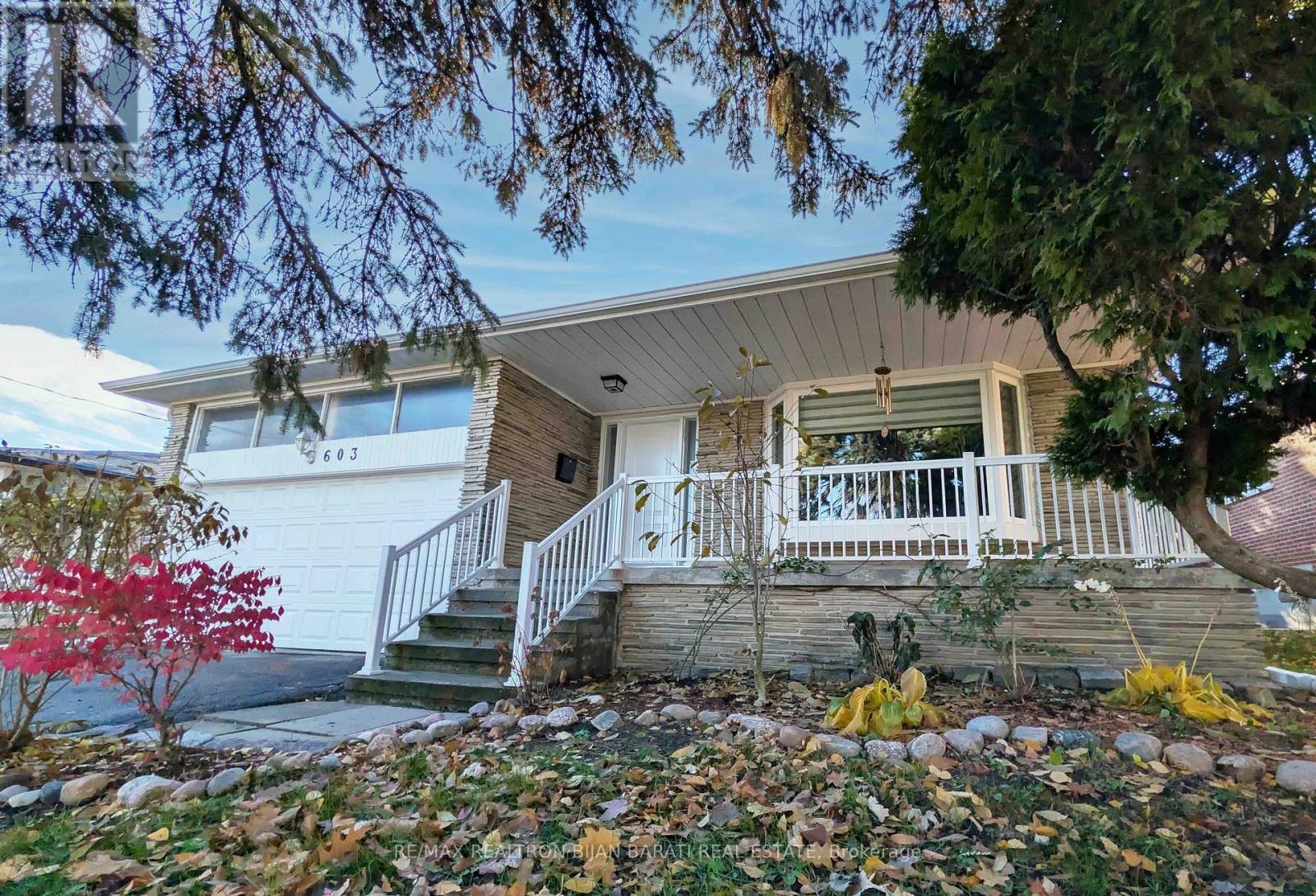 603 CUMMER AVENUE, Toronto, Ontario