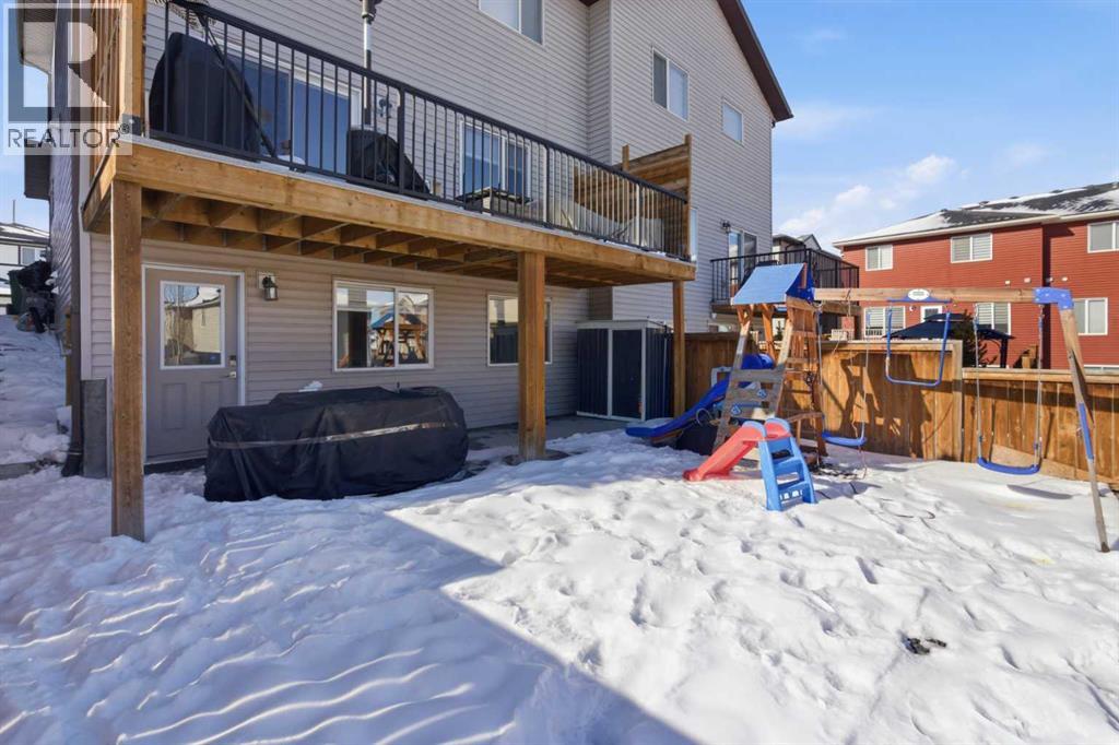 42 Baysprings Way Sw, Airdrie, Alberta  T4B 3V1 - Photo 3 - A2305364