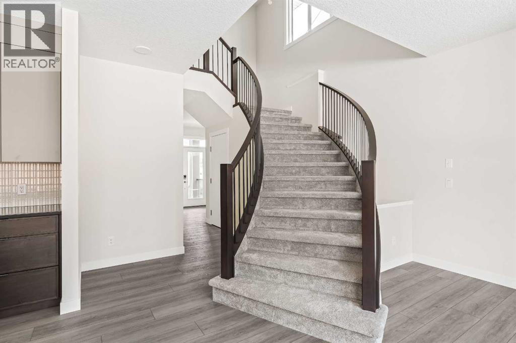 506 Lucas Way NW, Calgary, Alberta  T3P 2E7 - Photo 22 - A2307462