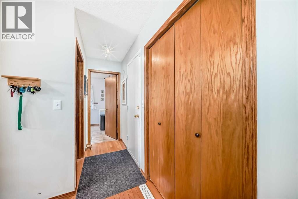 292 Waterstone Crescent SE, Airdrie, Alberta  T4B 2G1 - Photo 18 - A2311010