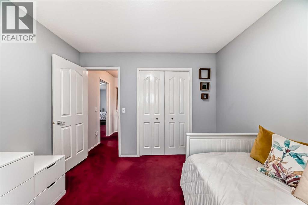 109 Royal Crest Terrace Nw, Calgary, Alberta  T3G 4M2 - Photo 20 - A2311540