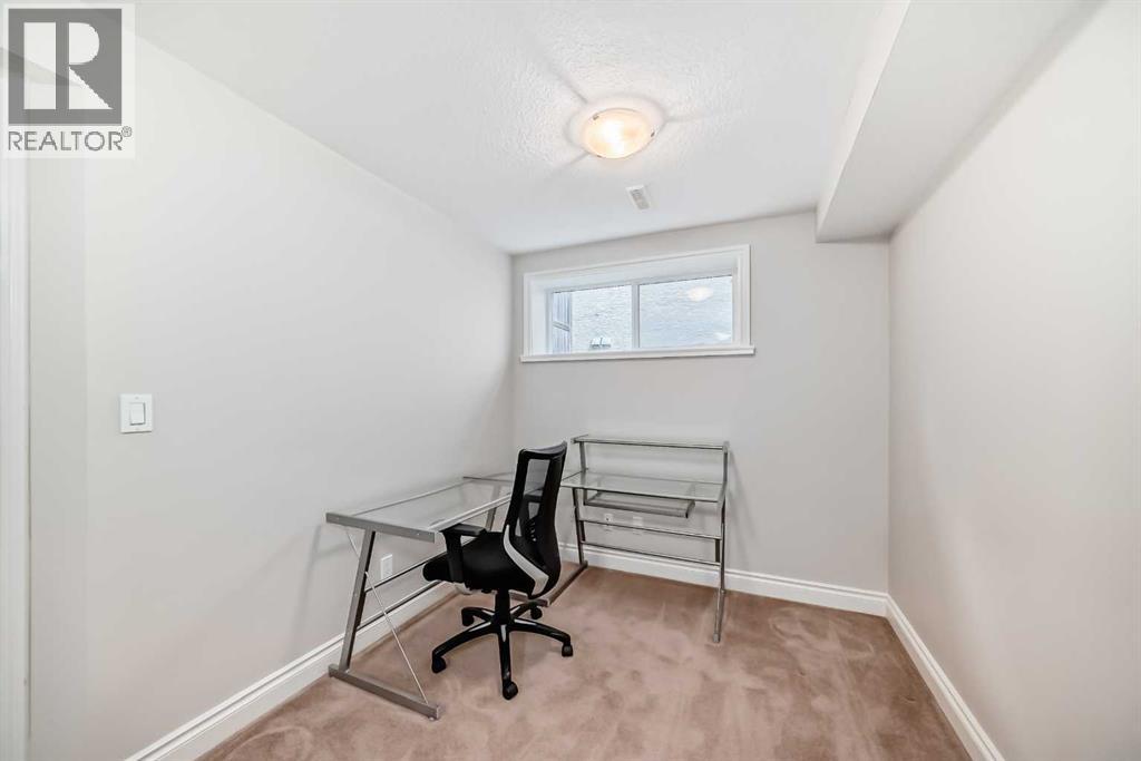 109 Royal Crest Terrace Nw, Calgary, Alberta  T3G 4M2 - Photo 26 - A2311540