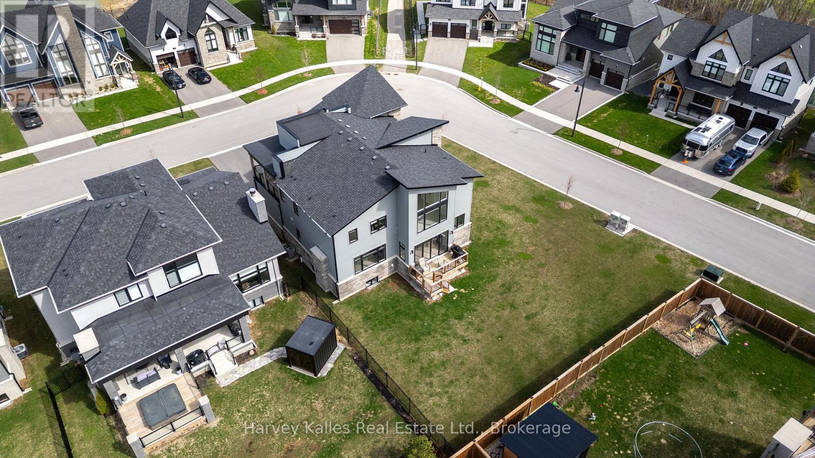 157 Springside Crescent, Blue Mountains, Ontario  L9Y 5L3 - Photo 39 - X13140758