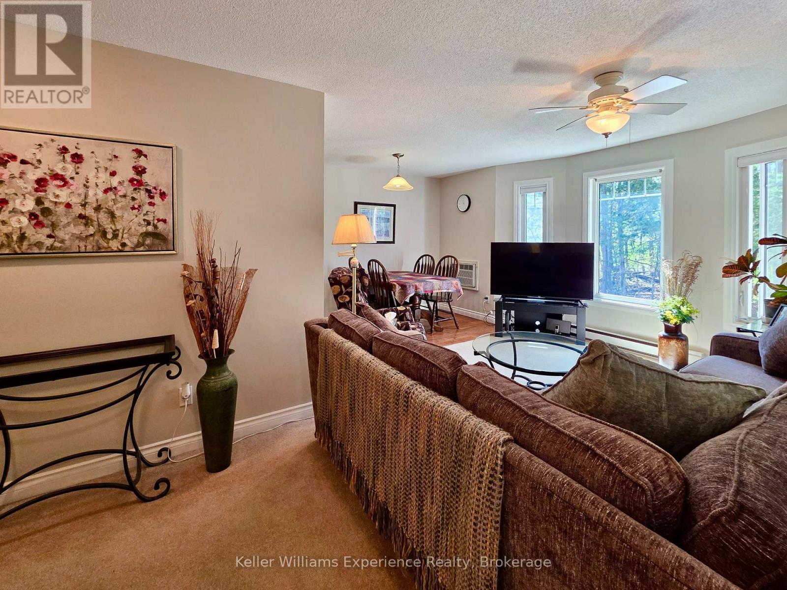 202A - 657 CEDAR LANE, Bracebridge, Ontario