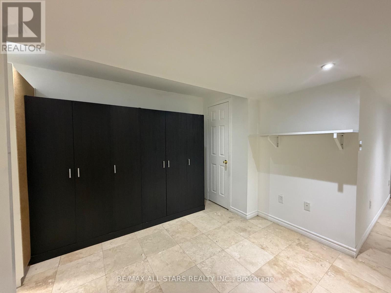 52 Arlington Drive, Georgina, Ontario  L4P 4H6 - Photo 10 - N13140762