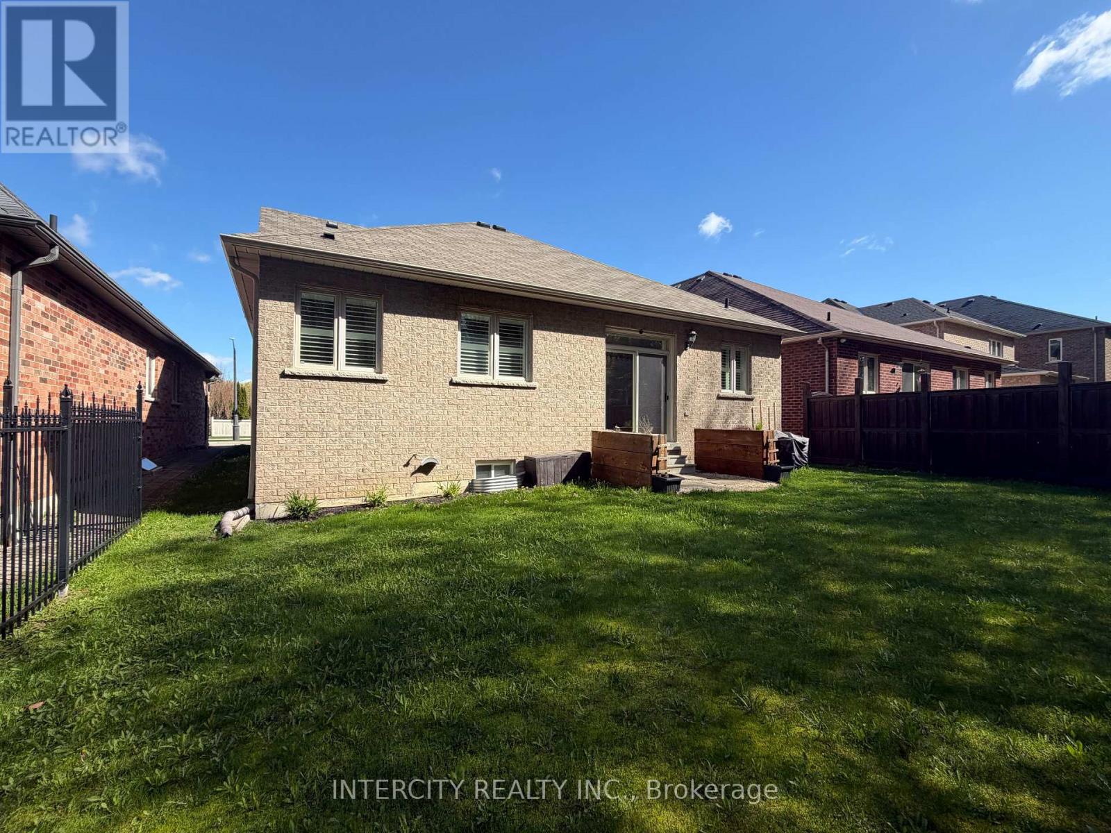 655 Davos Road, Vaughan, Ontario  L4H 0Y3 - Photo 34 - N13140788