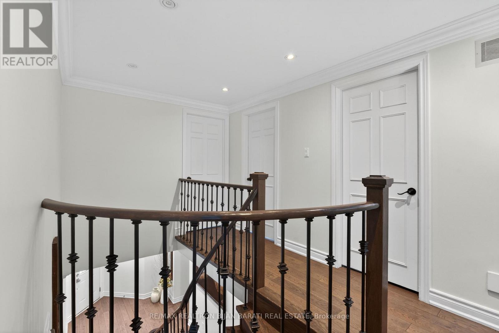 92 Weldrick Road E, Richmond Hill, Ontario  L4C 8T7 - Photo 29 - N13140794