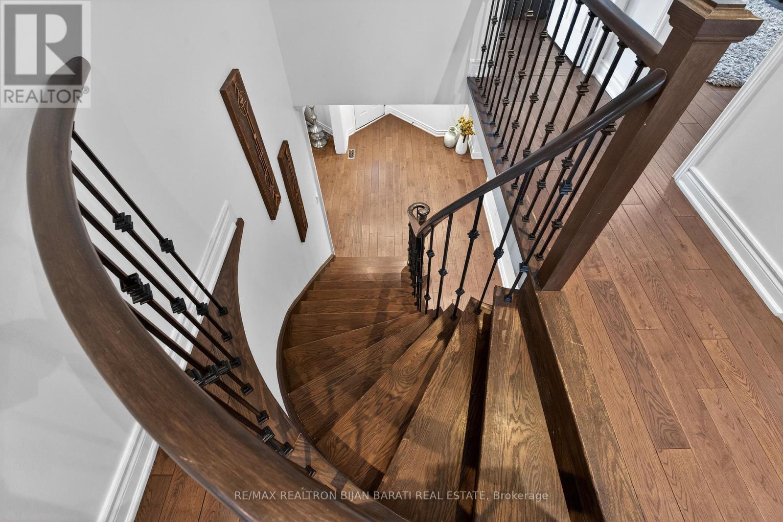 92 Weldrick Road E, Richmond Hill, Ontario  L4C 8T7 - Photo 30 - N13140794