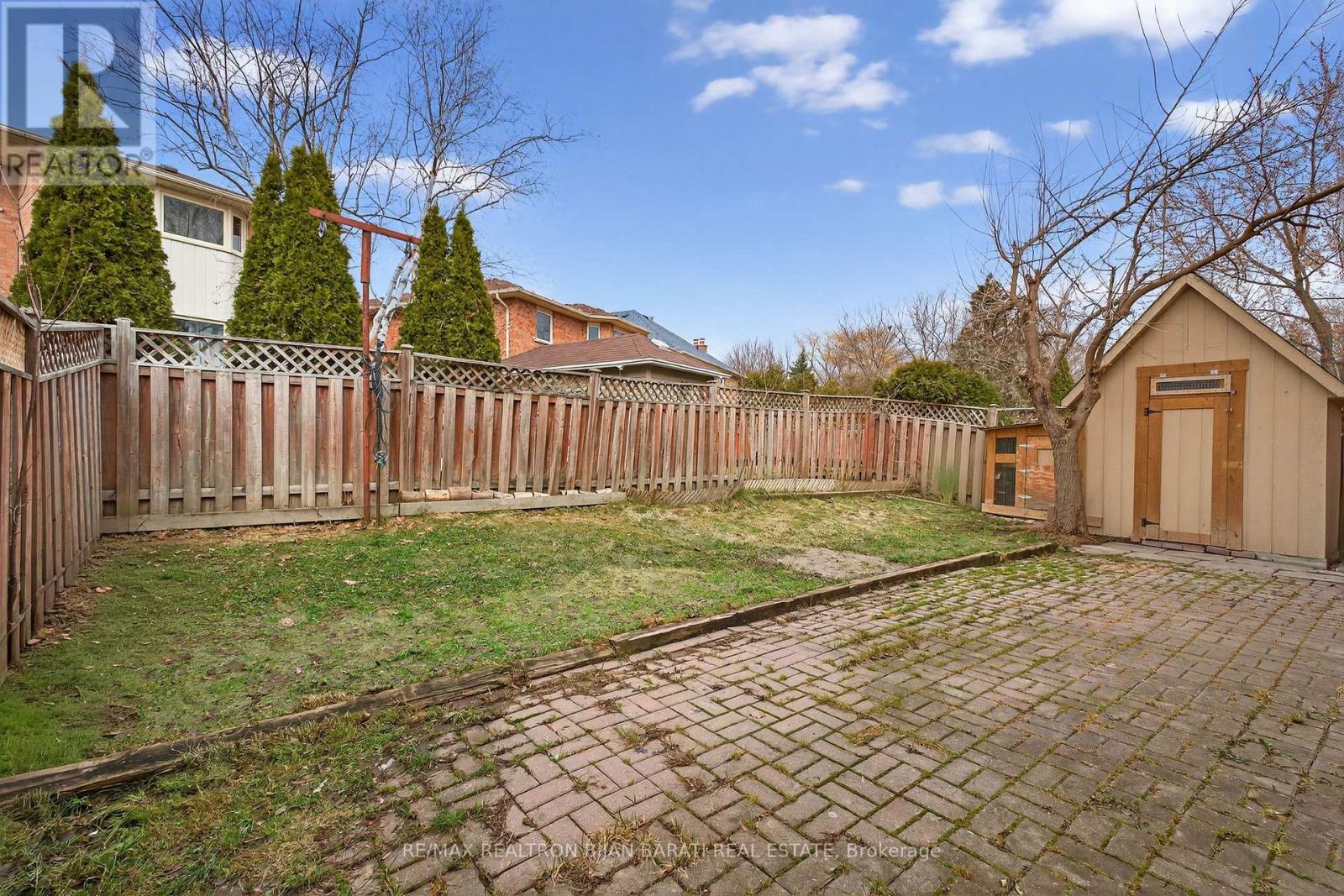 92 Weldrick Road E, Richmond Hill, Ontario  L4C 8T7 - Photo 47 - N13140794