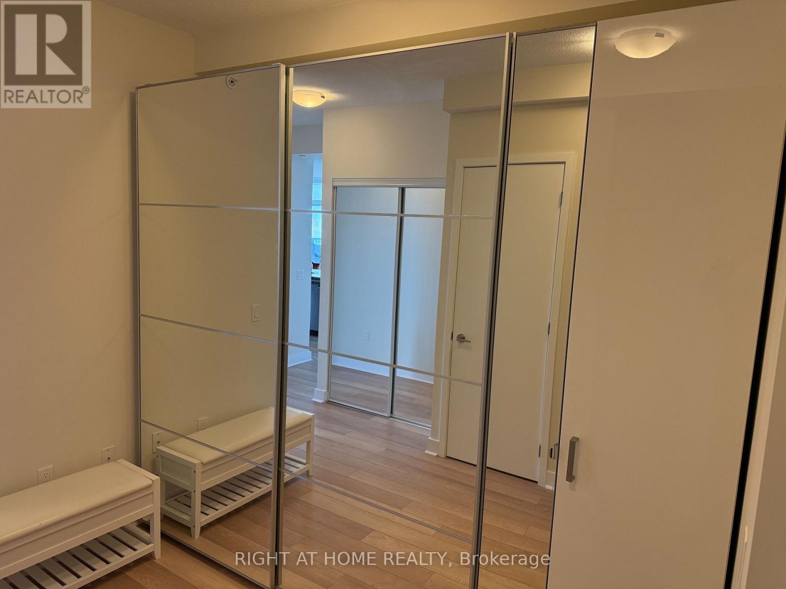 2402 - 3975 Grand Park Drive, Mississauga, Ontario  L5B 0K4 - Photo 11 - W13140764
