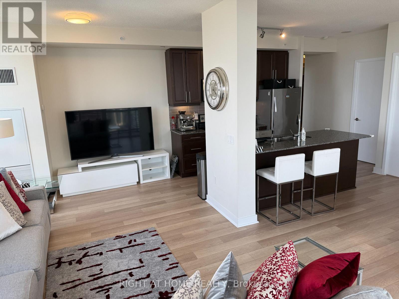 2402 - 3975 Grand Park Drive, Mississauga, Ontario  L5B 0K4 - Photo 24 - W13140764