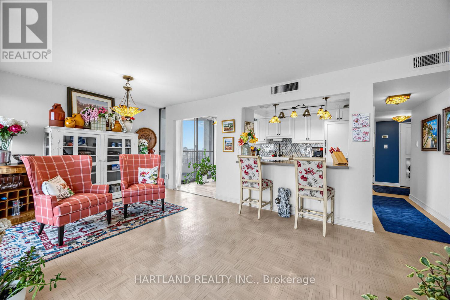 2409 - 1333 Bloor Street, Mississauga, Ontario  L4Y 3T6 - Photo 6 - W13140768