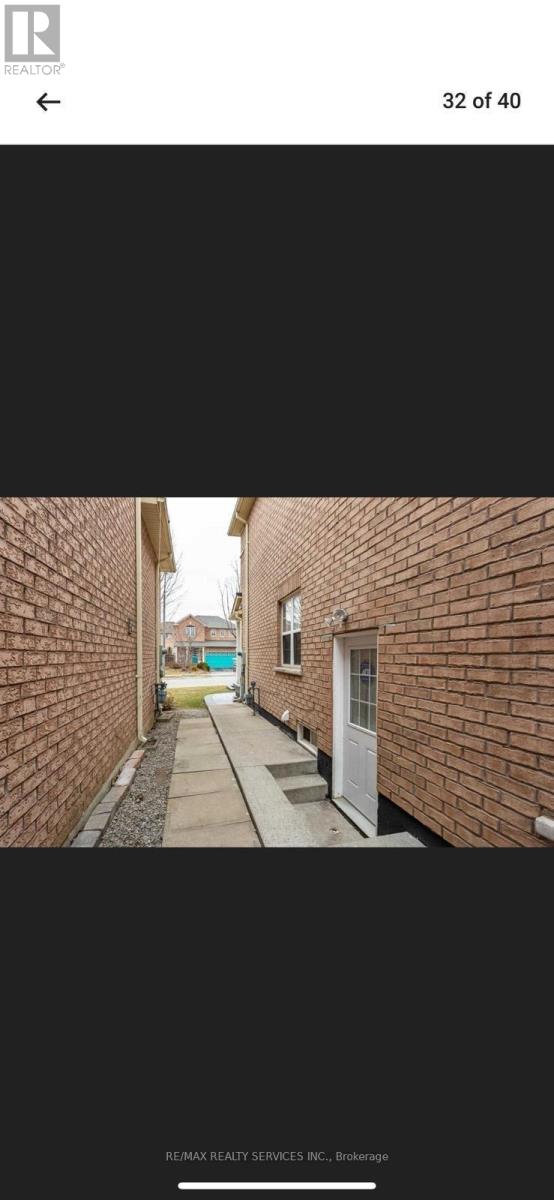 Bsmt - 3760 Pearlstone Drive, Mississauga, Ontario  L5M 7H1 - Photo 2 - W13140770
