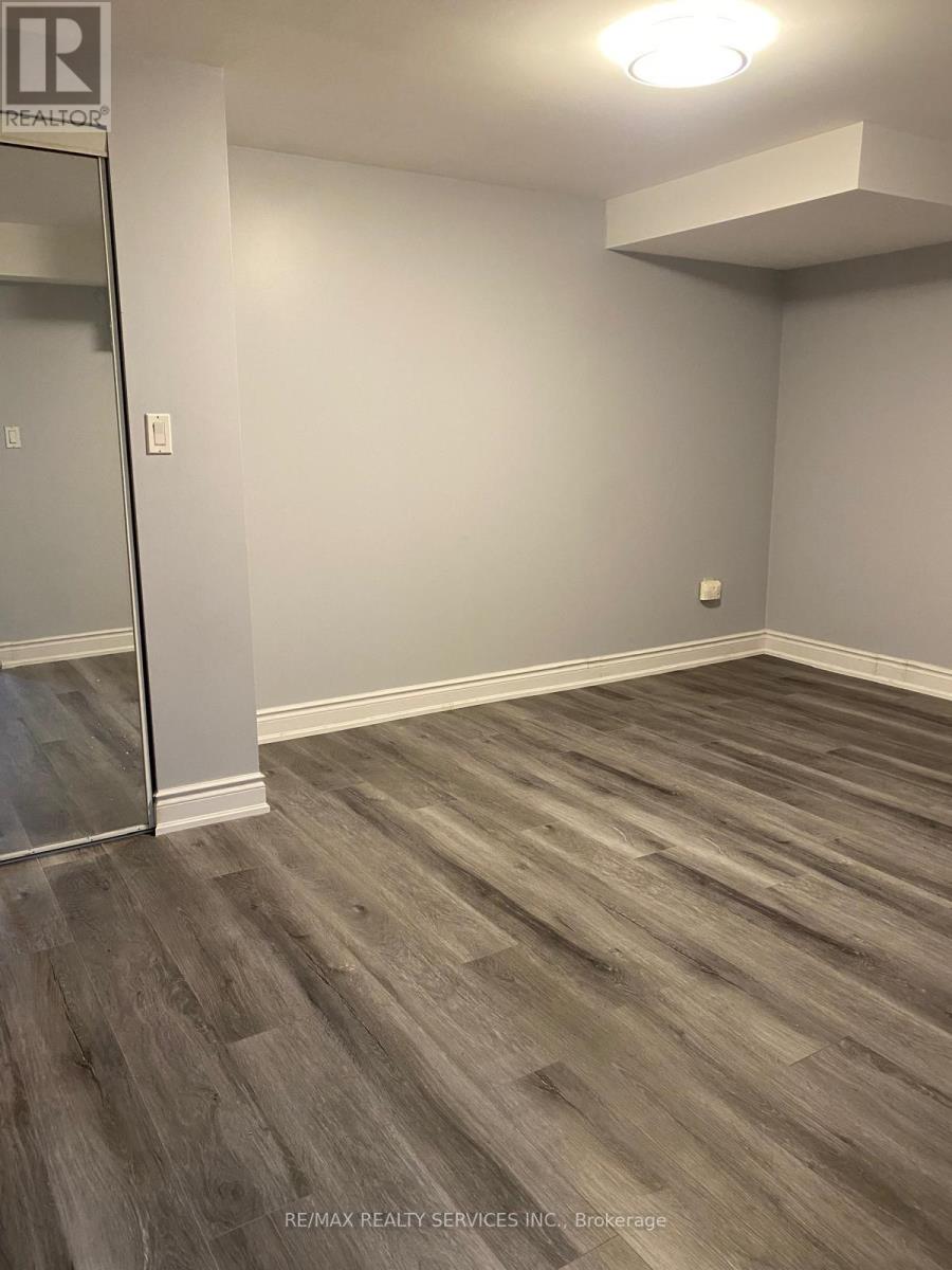 Bsmt - 3760 Pearlstone Drive, Mississauga, Ontario  L5M 7H1 - Photo 5 - W13140770