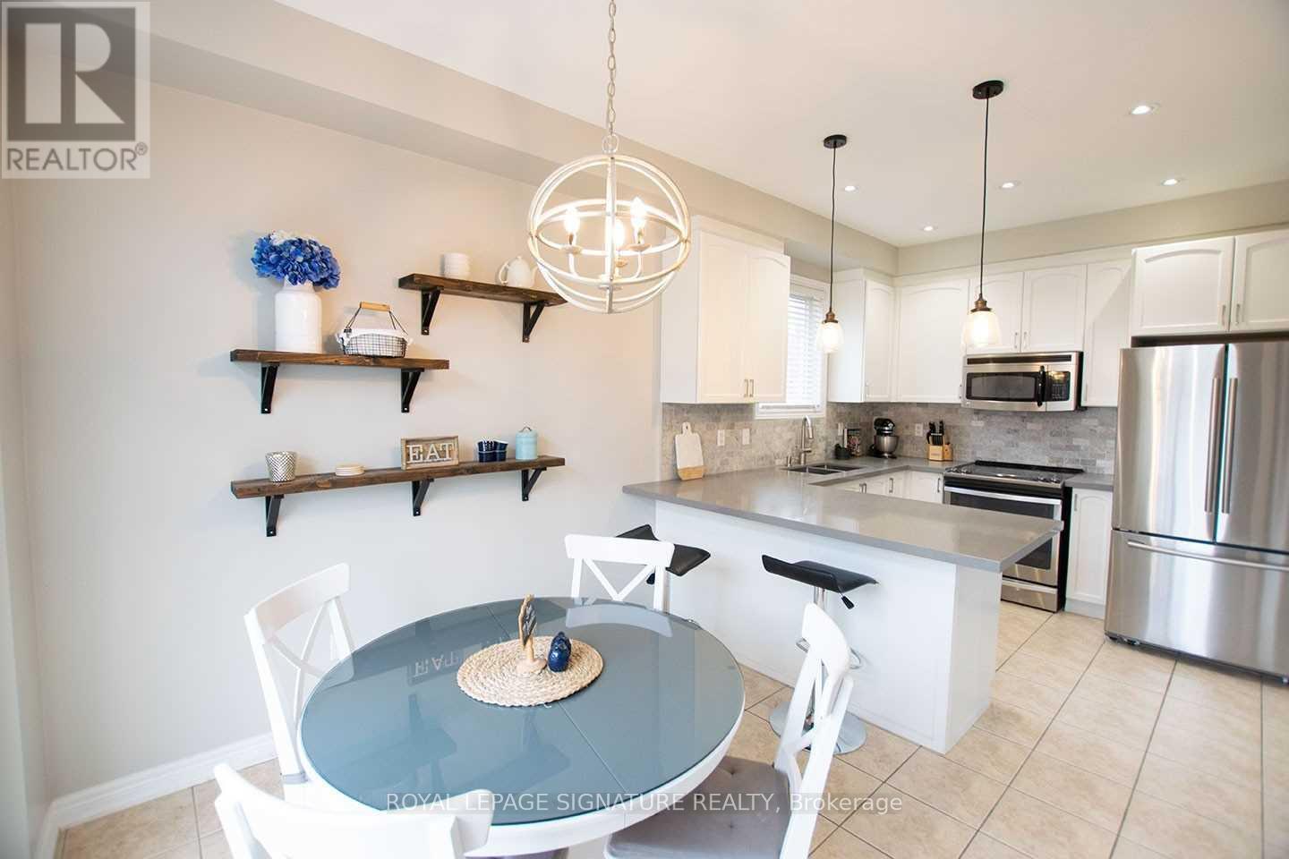 5732 Jenvic Grove, Mississauga, Ontario  L5M 7B4 - Photo 10 - W13140776