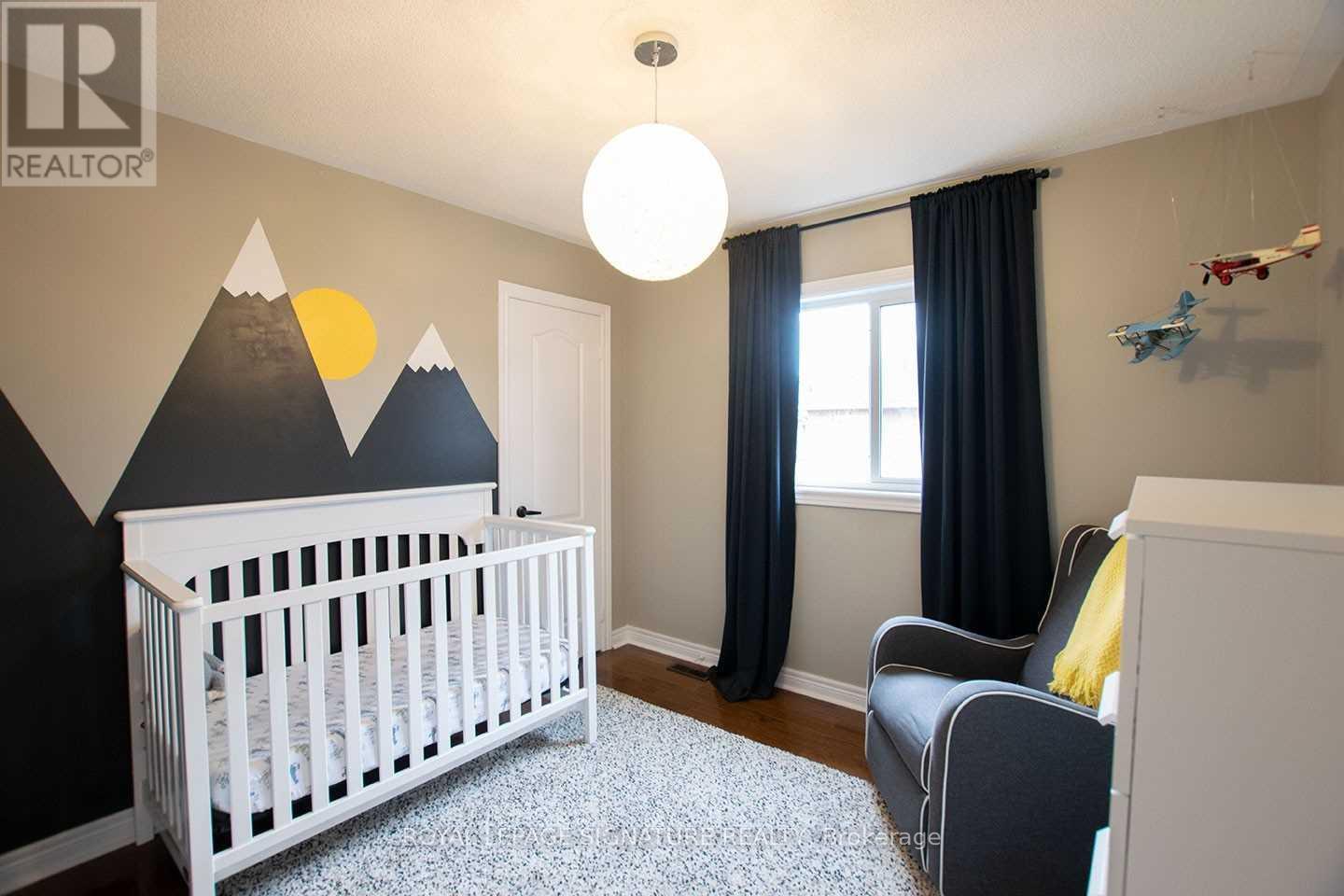 5732 Jenvic Grove, Mississauga, Ontario  L5M 7B4 - Photo 20 - W13140776