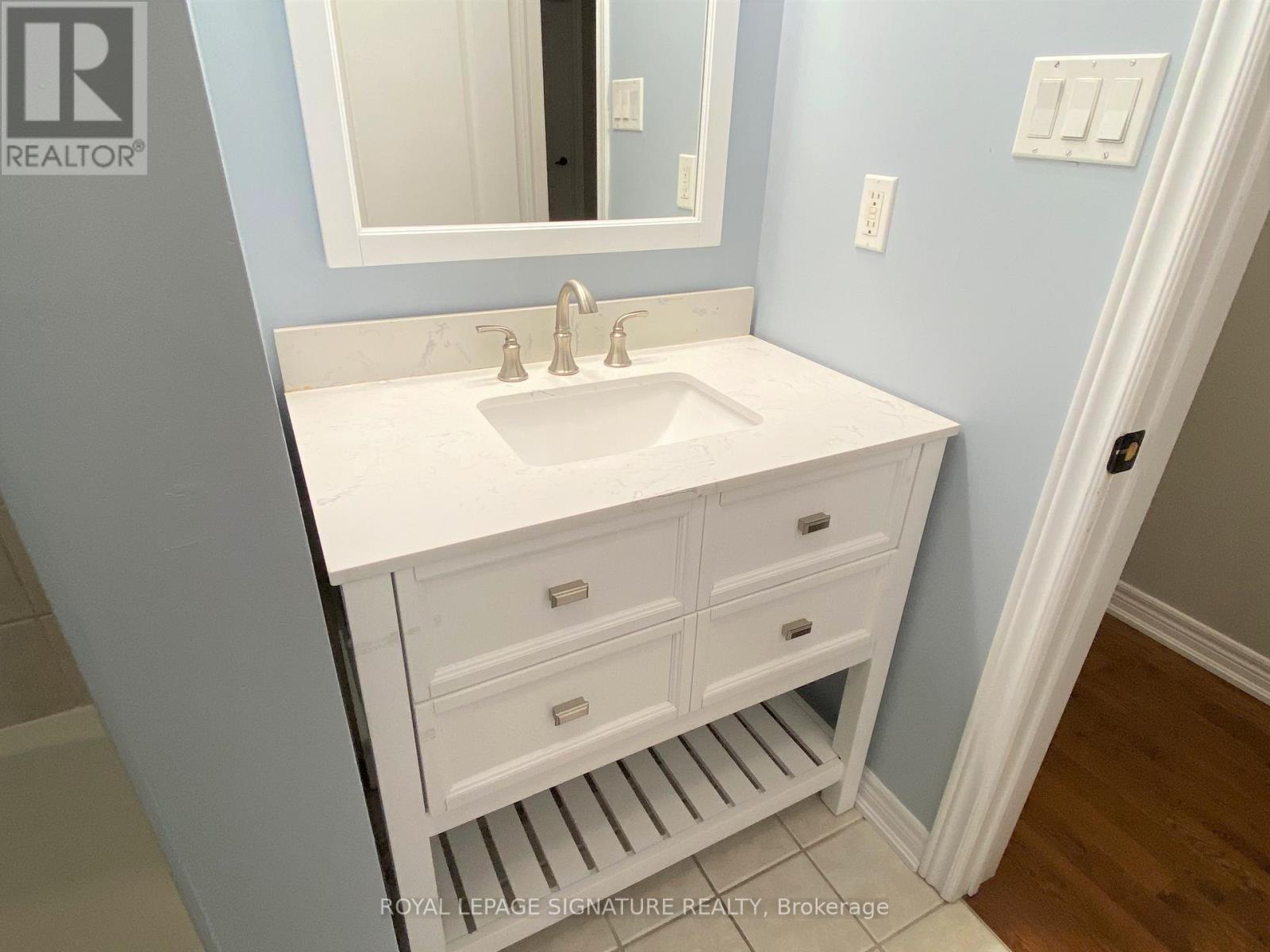 5732 Jenvic Grove, Mississauga, Ontario  L5M 7B4 - Photo 25 - W13140776