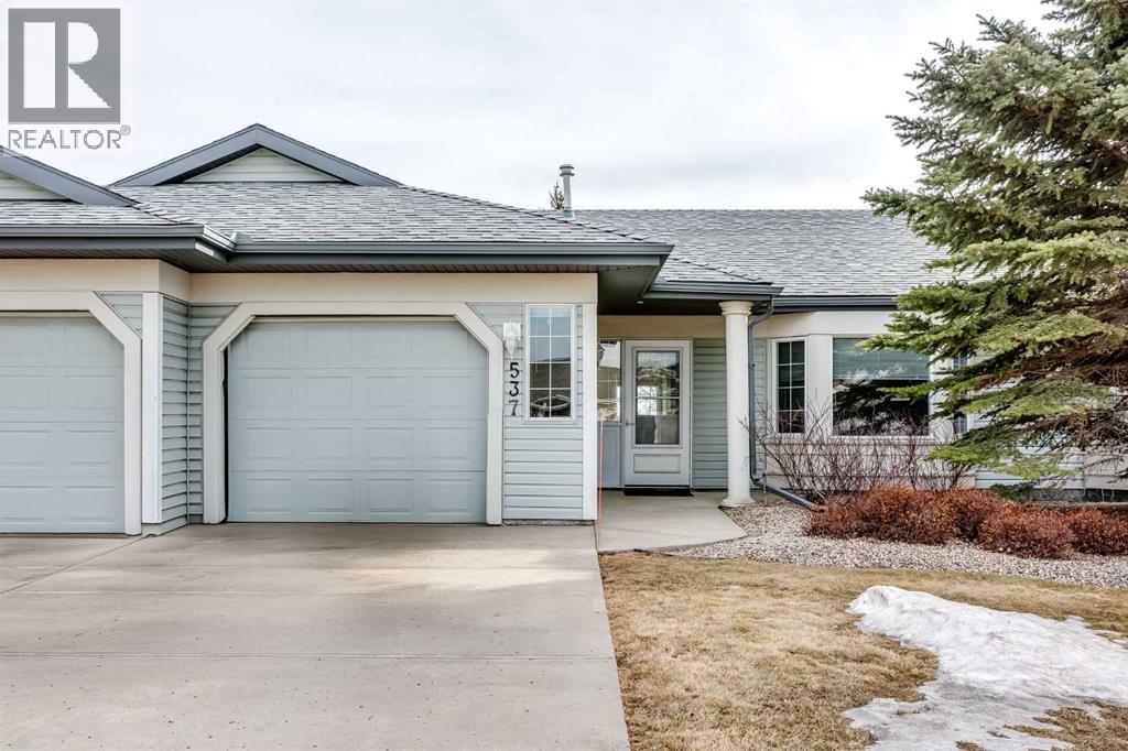 537 Epiphany Bay, Rural Rocky View County, Alberta T1X 1G6 - Photo 2 - A2285051