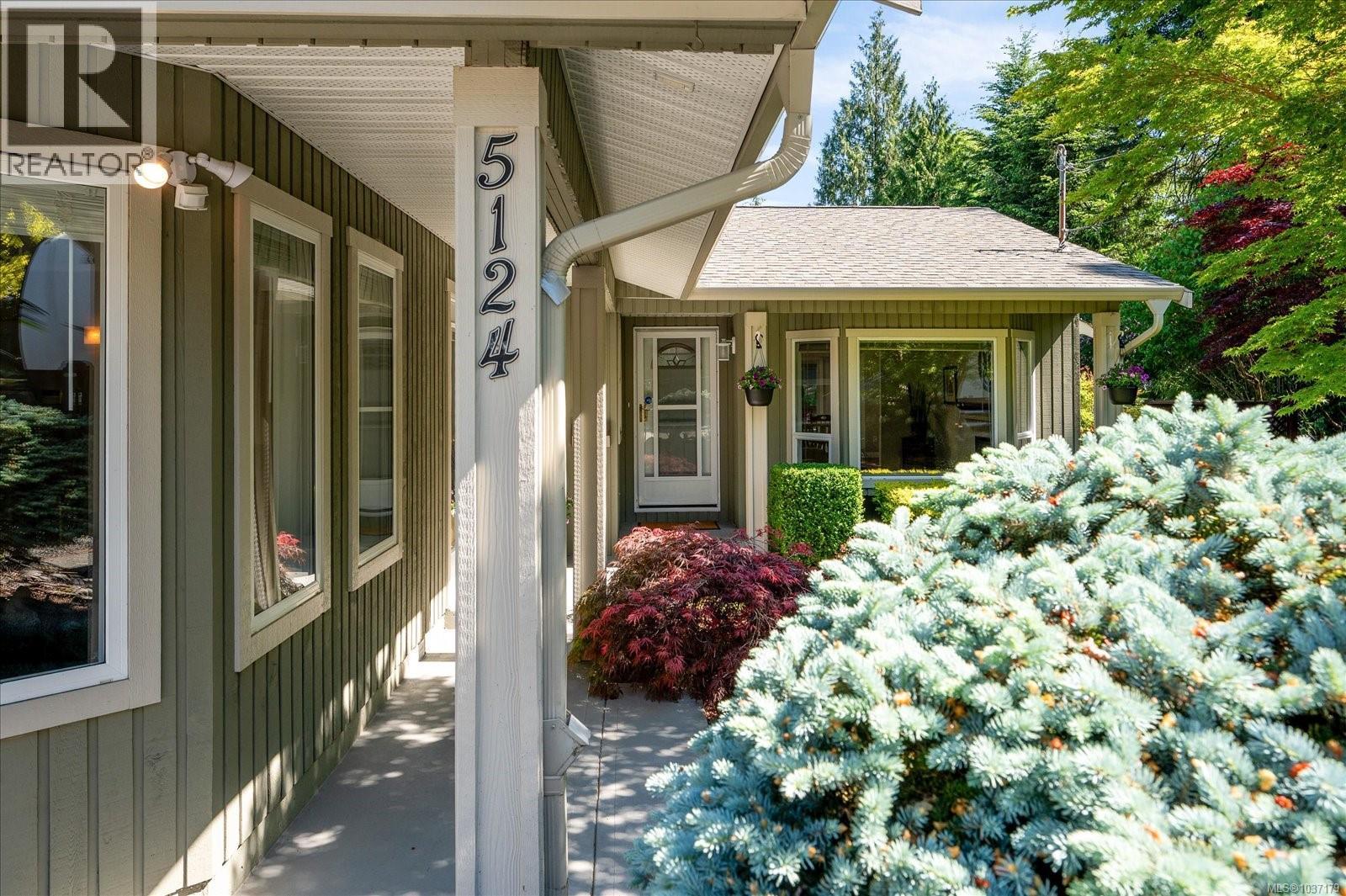5124 Hammond Bay Rd, Nanaimo, British Columbia  V9T 5B5 - Photo 2 - 1037179