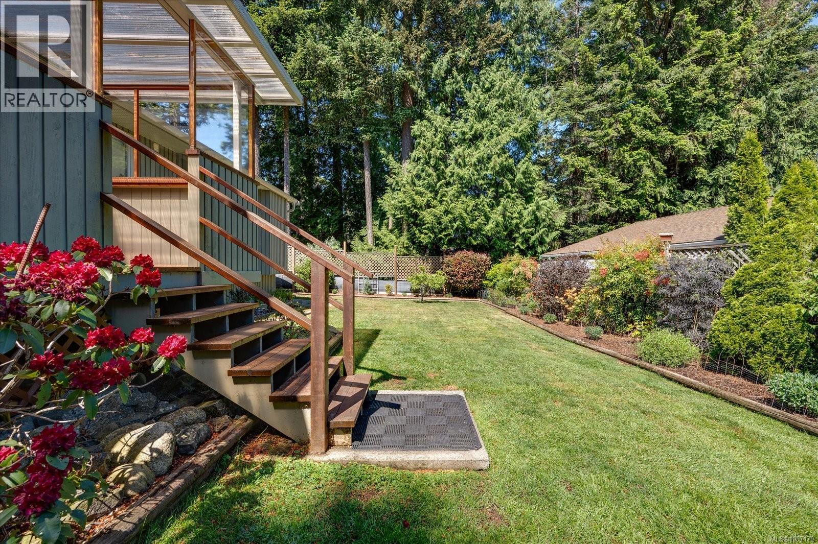 5124 Hammond Bay Rd, Nanaimo, British Columbia  V9T 5B5 - Photo 36 - 1037179