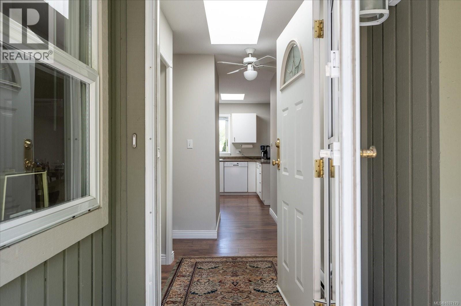 5124 Hammond Bay Rd, Nanaimo, British Columbia  V9T 5B5 - Photo 4 - 1037179