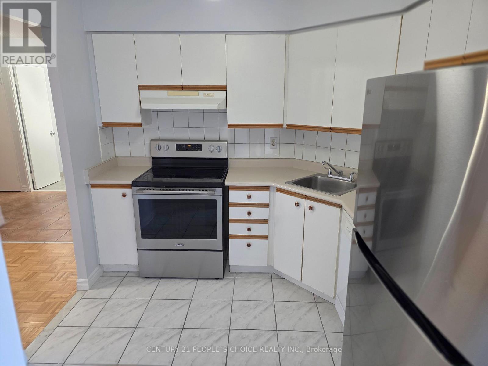 1804 - 61 Markbrook Lane, Toronto, Ontario  M9V 5E7 - Photo 11 - W13134214